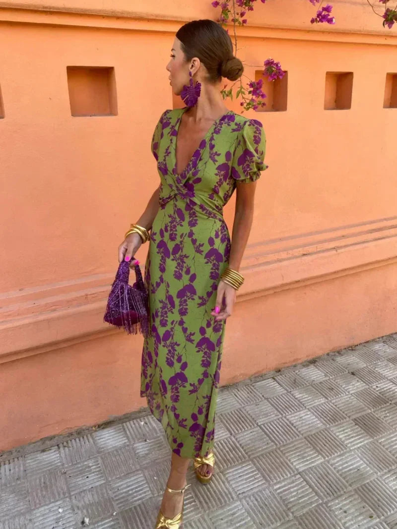 Donatella – letnia sukienka na każdą okazję