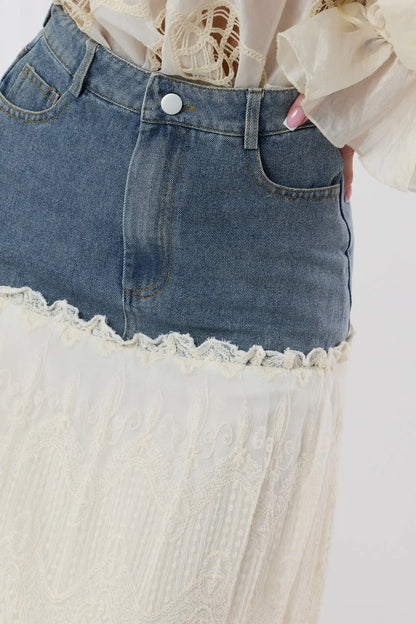 Aurelia – Zjawiskowa spódnica maxi z denimowym wykończeniem i koronką